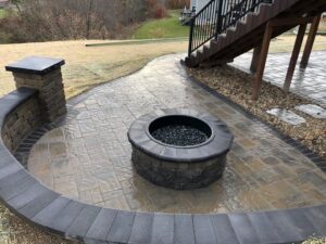 Fire Pits and Outdoor Kitchens