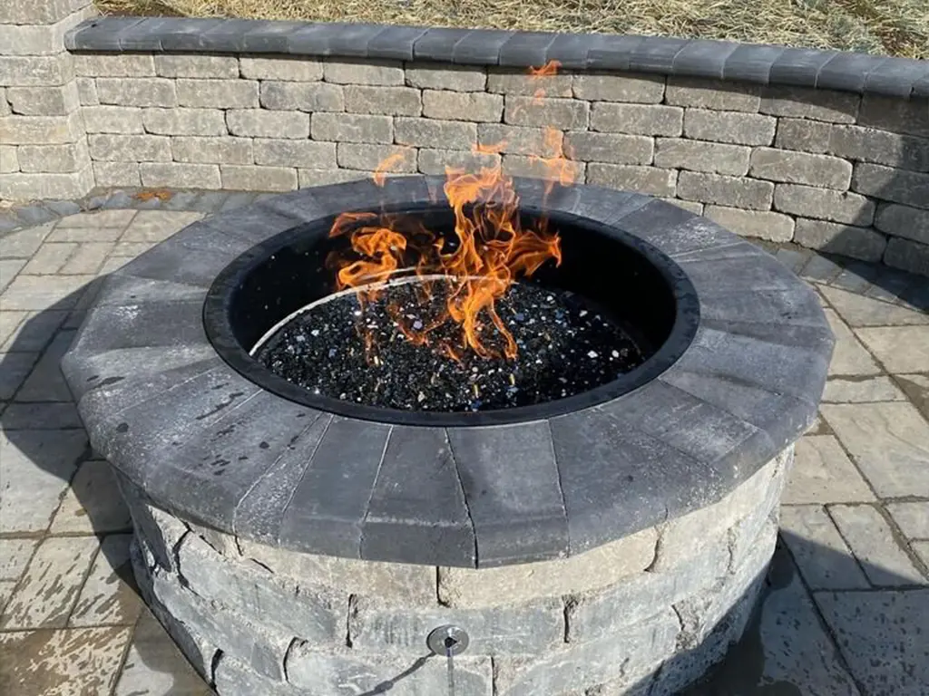 Fire Pits and Outdoor Kitchens